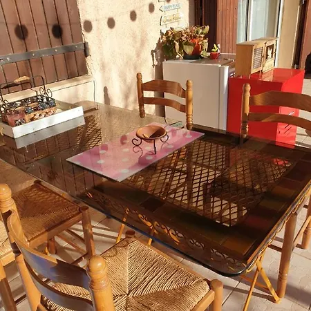 B&B Le Bonheur Partage 레드넌